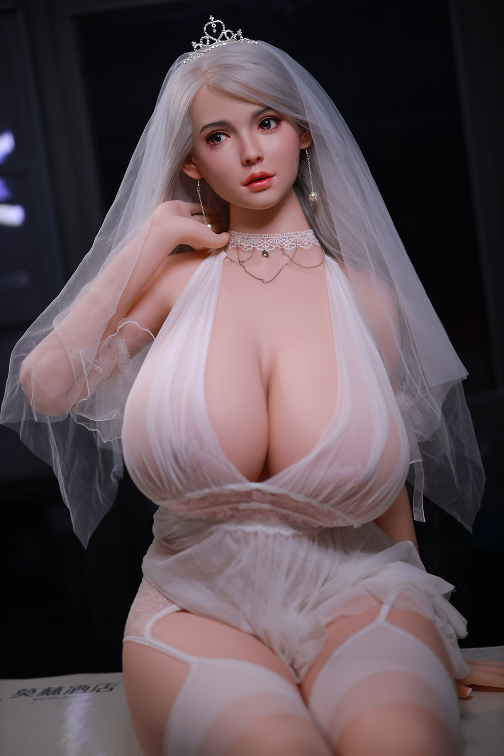 ラブドール 超乳 綺麗 
